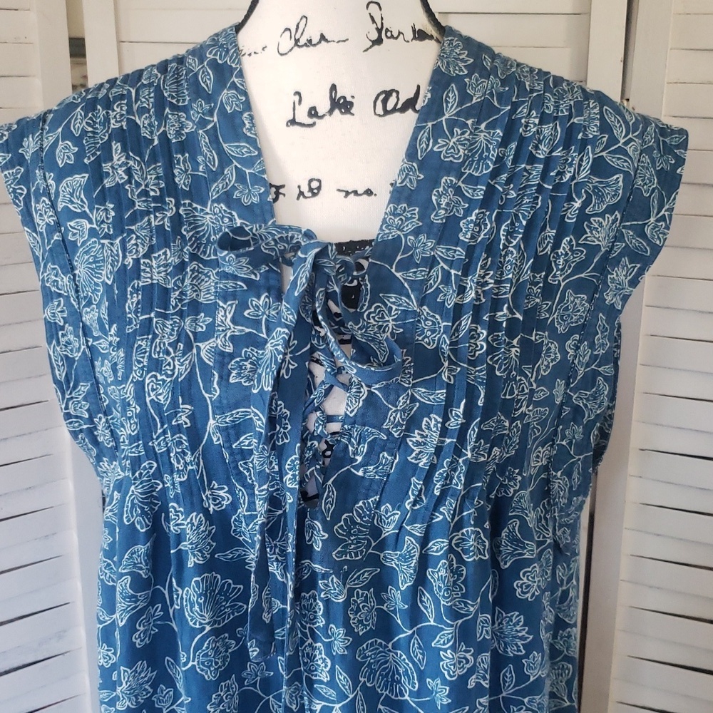 Faherty Liberty Blue and White Sleeveless Floral Tunic Dress Size L - Picture 2 of 5